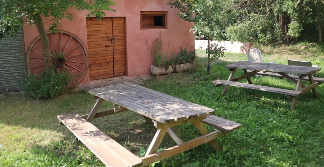 Cal Calau Vega Panzió Planoles Kültér fotó